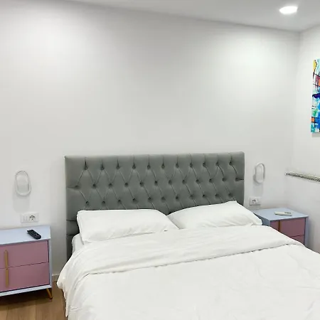 Tirana Inn Hotel Отель