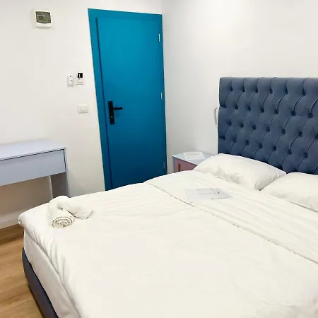 Отель Tirana Inn Hotel Тирана