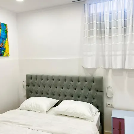 Tirana Inn Hotel Отель 3*