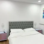 Tirana Inn Hotel Hotel