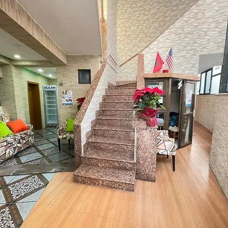Tirana Inn Hotel 3* تيرانا