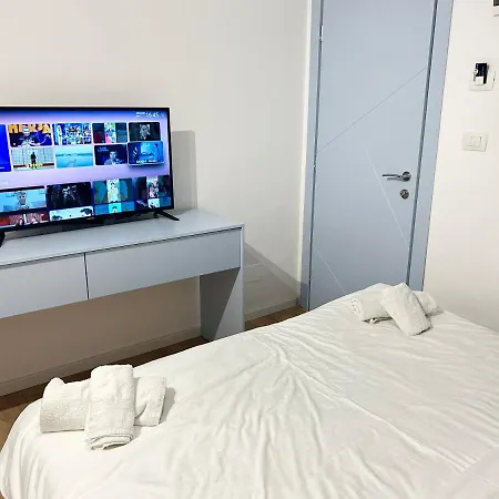 Tirana Inn Hotel تيرانا