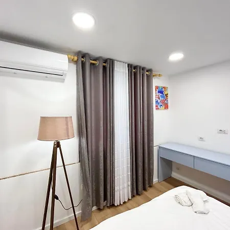 Tirana Inn Hotel 3*