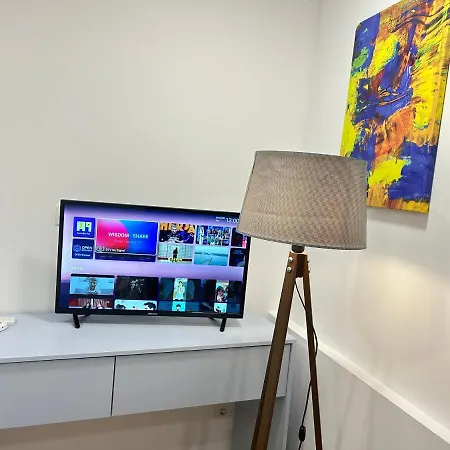 Tirana Inn Hotel 3*