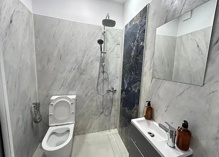 Tirana Inn Hotel 3* Tirana