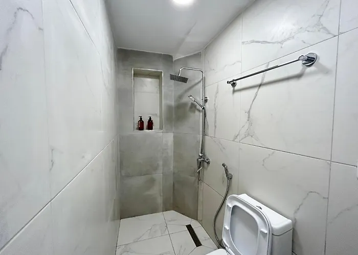 Szálloda Tirana Inn Hotel 3*