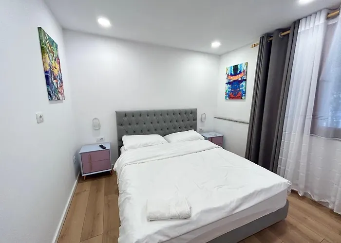 Tirana Inn Hotel Szálloda Tirana