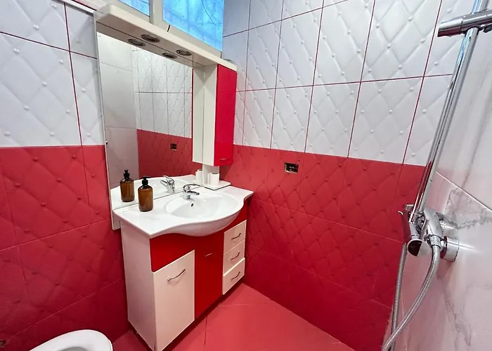 Tirana Inn Hotel Szálloda Tirana